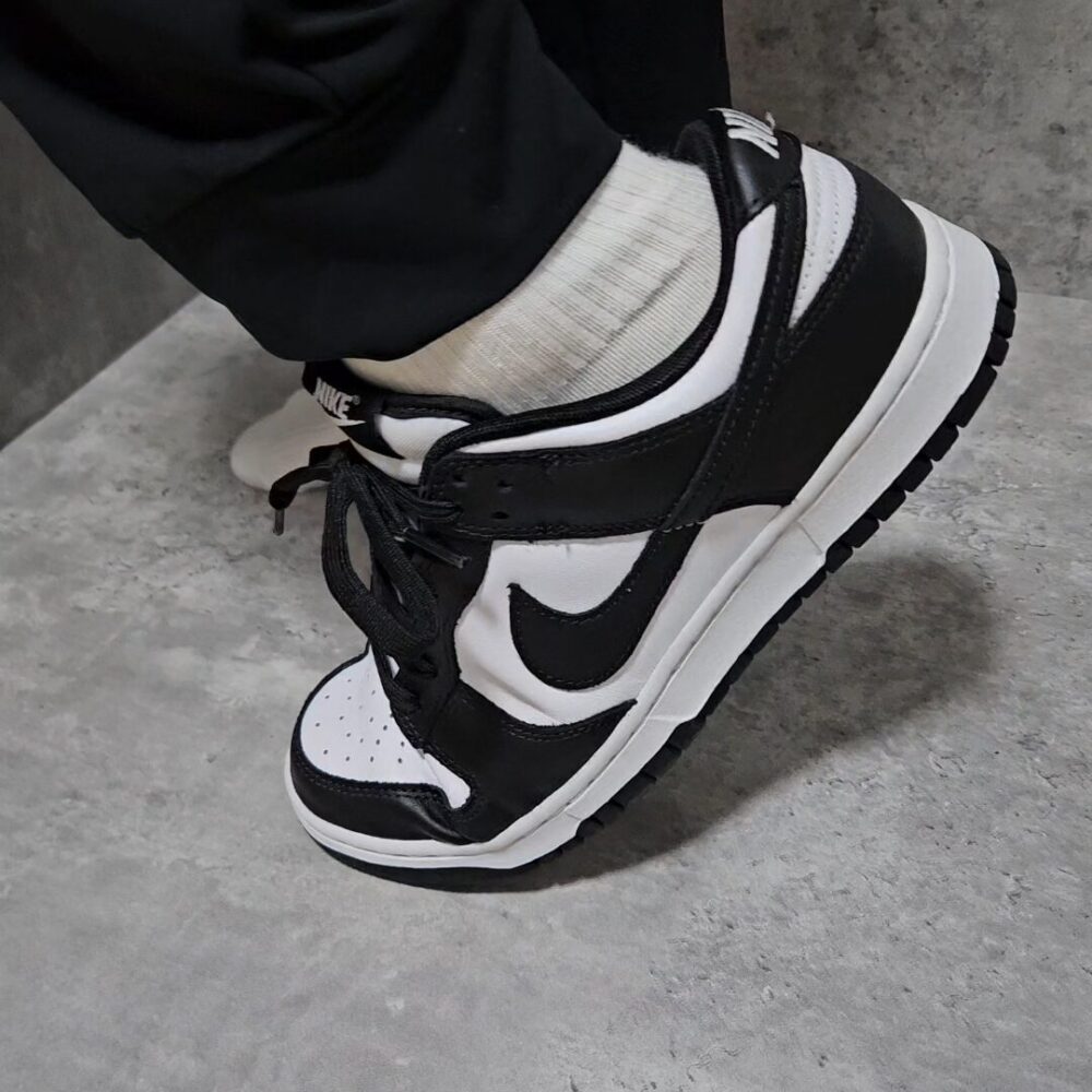 人気★Nike ナイキ ダンク LOW★スニーカー 定番 快適な履き心地 レビュー】ナイキ「ダンク」のサイズ感や履き心地を解説しなぜ